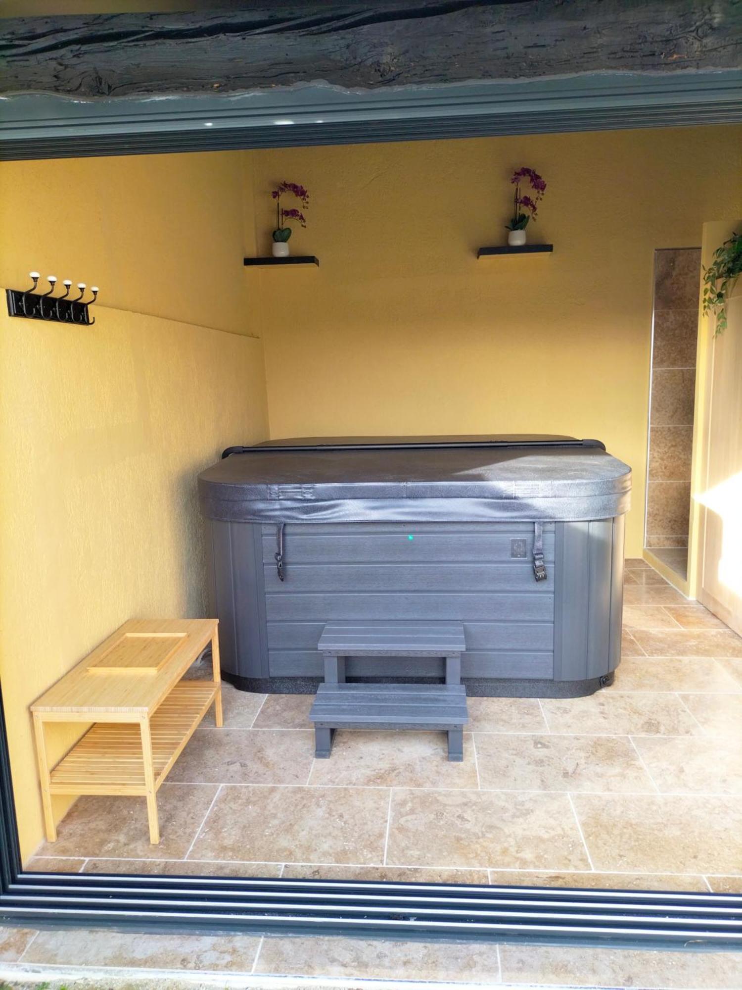 Maison Provencale Spa Sauna Piscine Molleges Екстериор снимка
